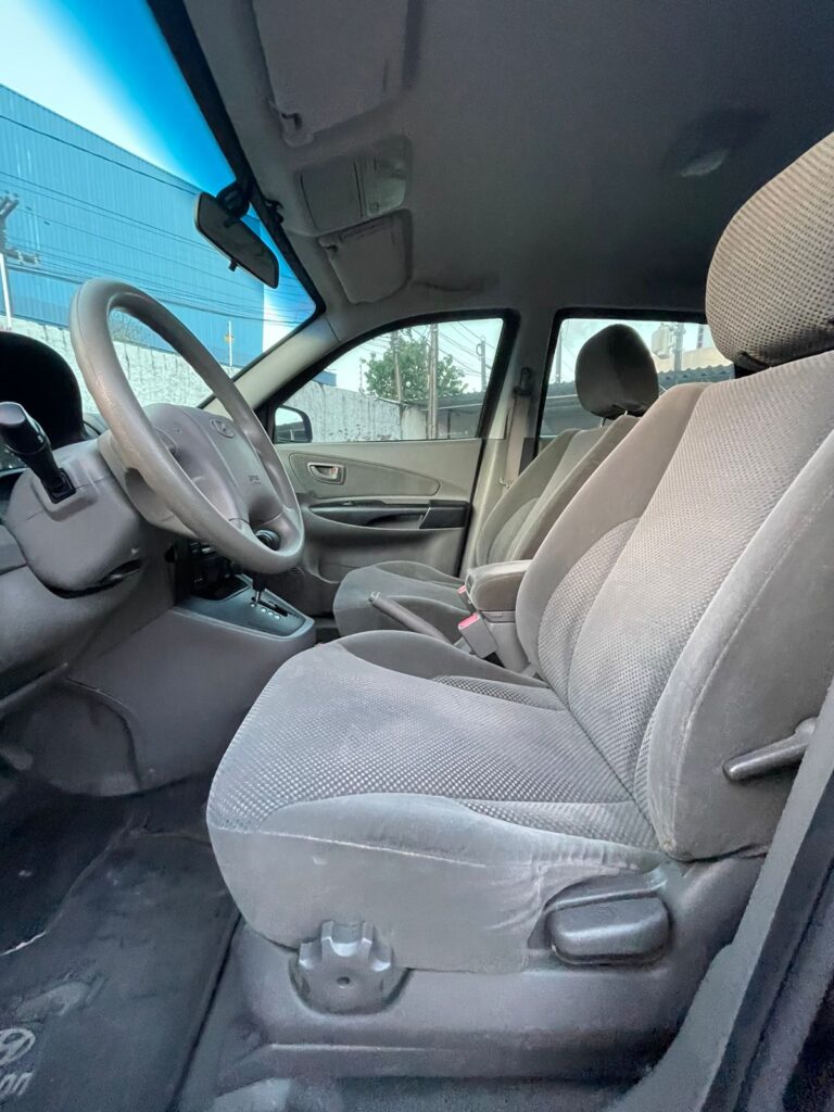 HYUNDAI TUCSON GLSB 2.0 AT 2011/2012 (BLINDADO)