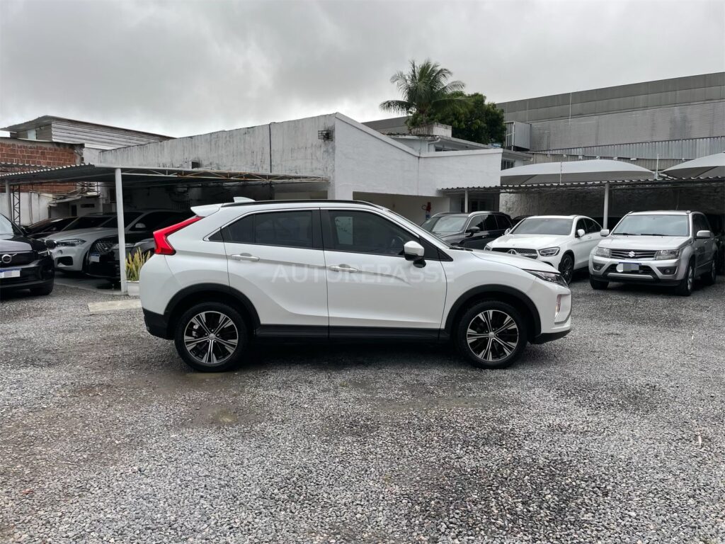 MITSUBISHI ECLIPSE CROSS GLS 2.0 TURBO AT 2021/2022
