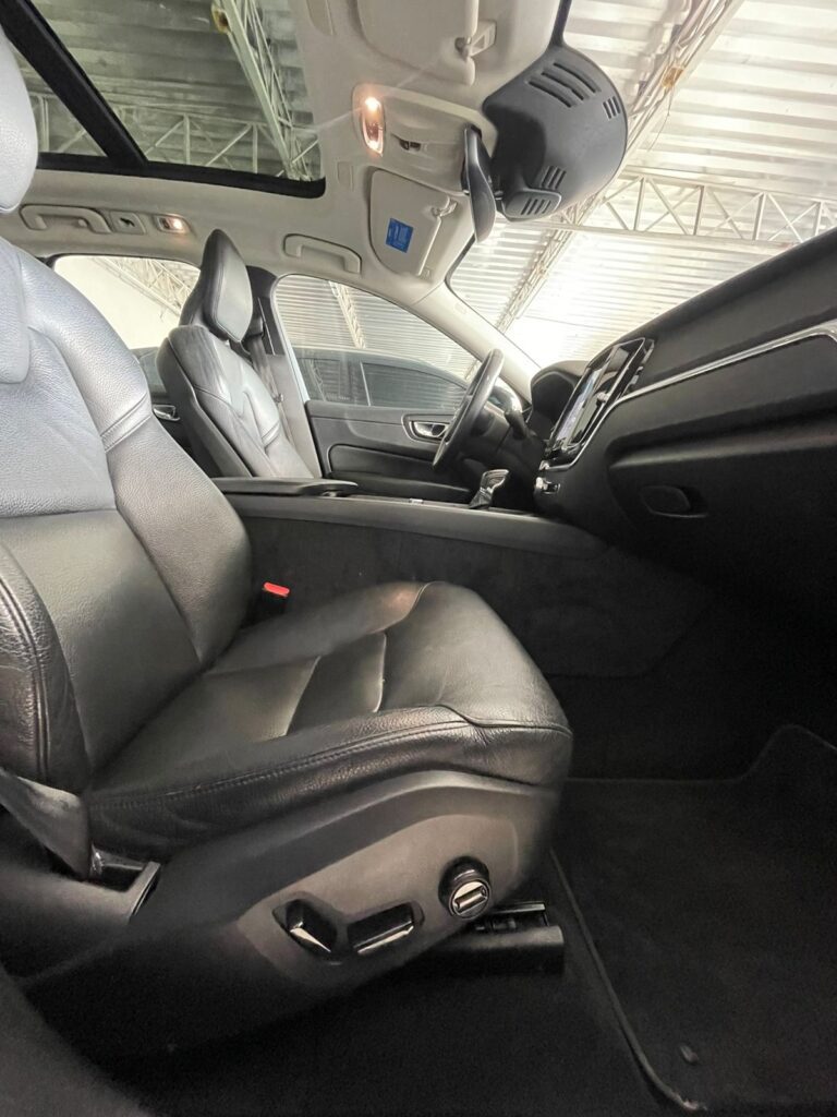 VOLVO XC60 D5 MOMENTUM 2.0 AWD 2018/2019