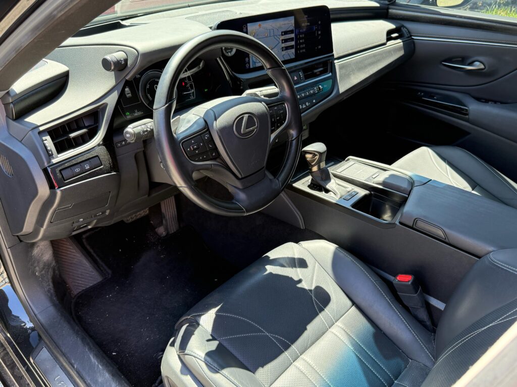 LEXUS ES300H 2.5 HYBRID CVT 2022/2022