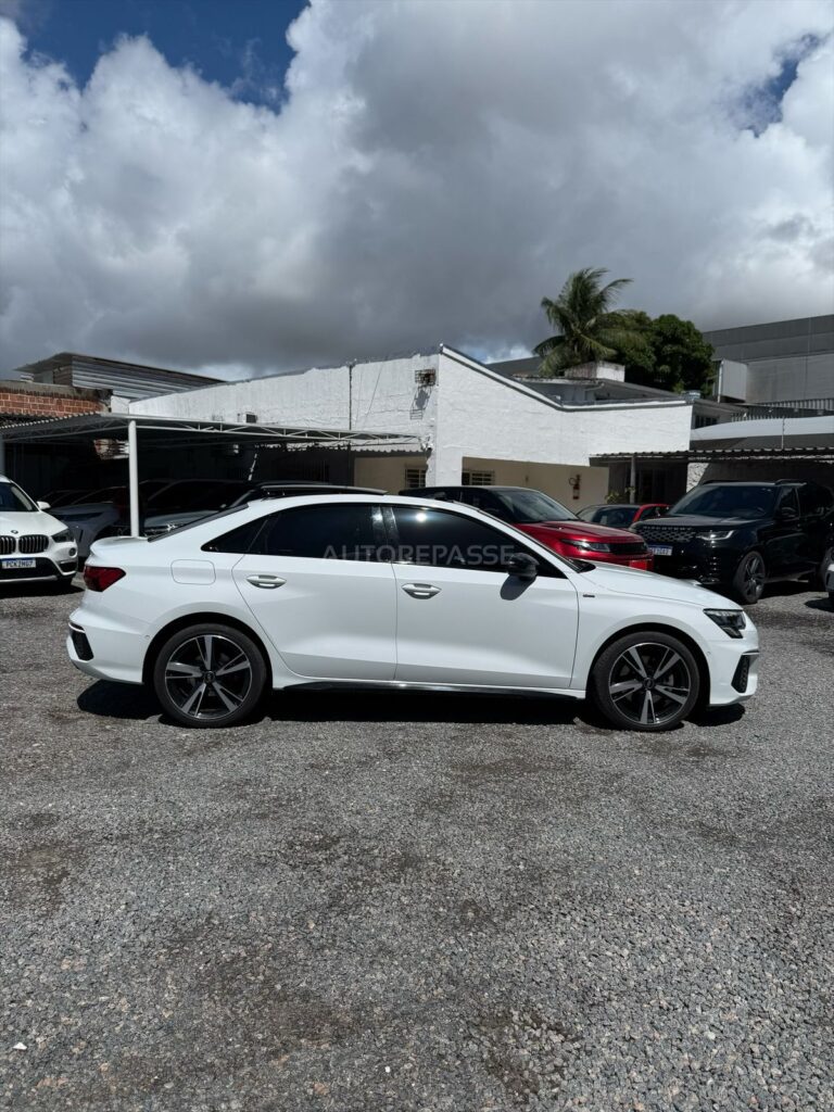 AUDI A3 PERFOMANCE BLACK 2.0 TFSI 2022/2023