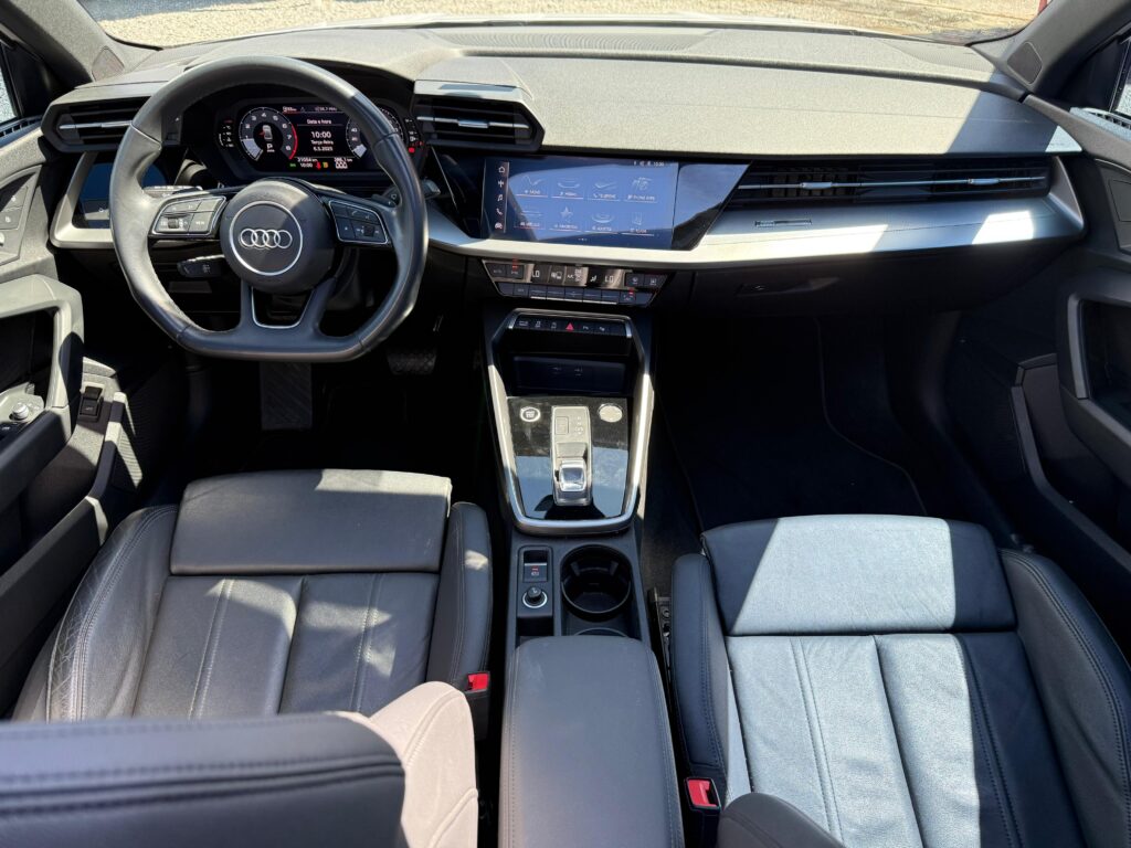 AUDI A3 PERFOMANCE BLACK 2.0 TFSI 2022/2023