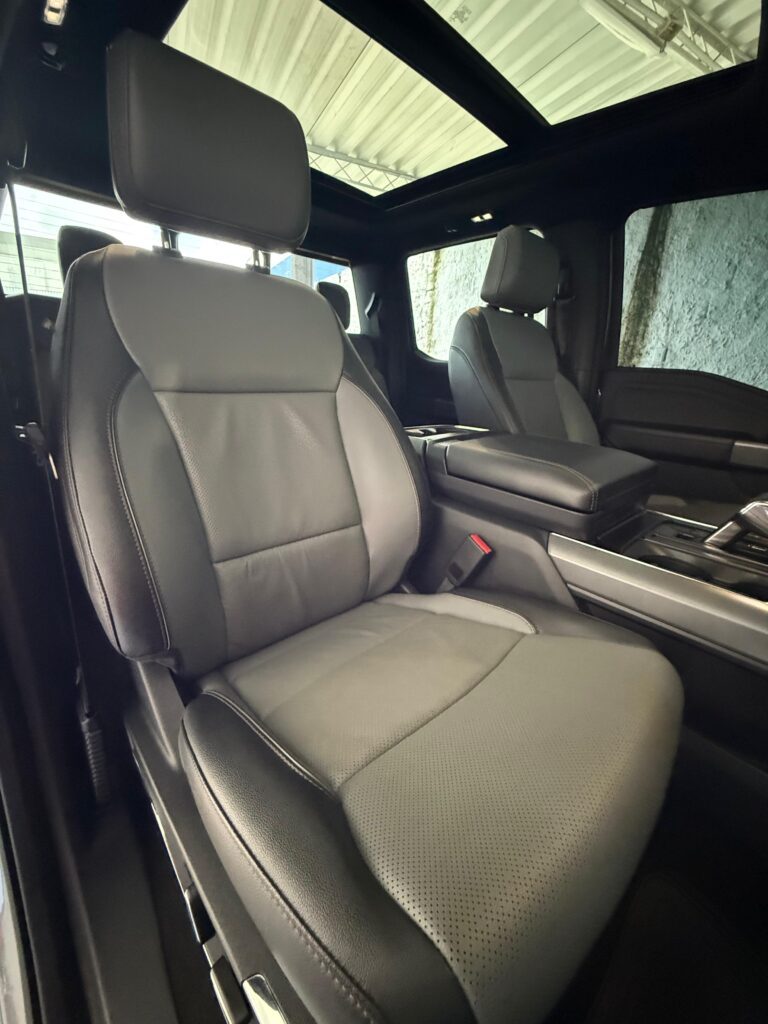 FORD F-150 LARIAT LIGHTNING 4x4 2022/2022 - F150 ELÉTRICO