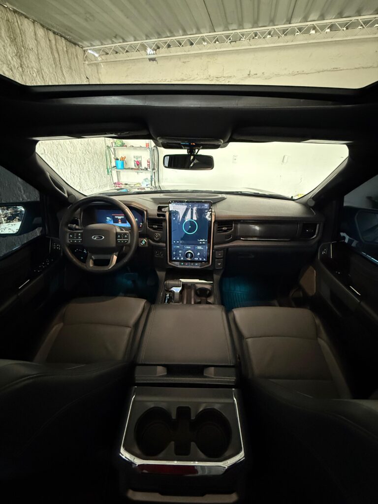 FORD F-150 LARIAT LIGHTNING 4x4 2022/2022 - F150 ELÉTRICO