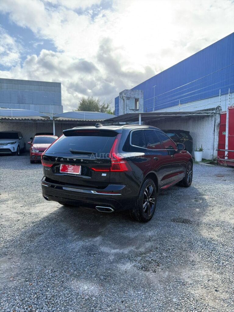 VOLVO XC60 T8 MOMENTUM 2.0 AWD 2021/2021