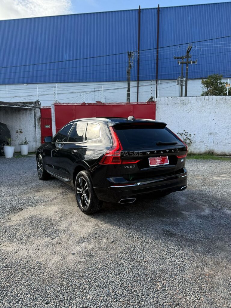 VOLVO XC60 T8 MOMENTUM 2.0 AWD 2021/2021