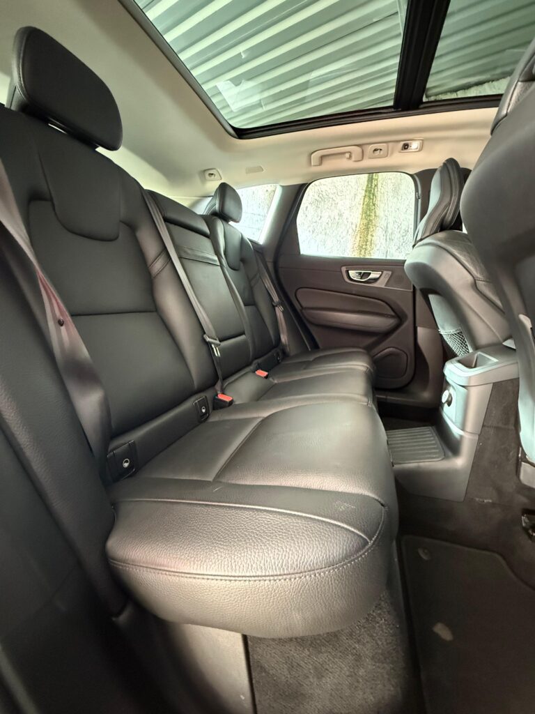 VOLVO XC60 T8 MOMENTUM 2.0 AWD 2021/2021