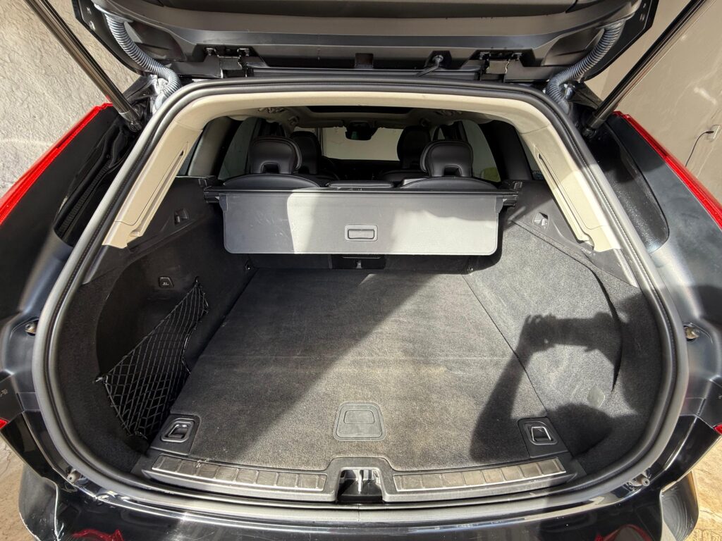 VOLVO XC60 T8 MOMENTUM 2.0 AWD 2021/2021