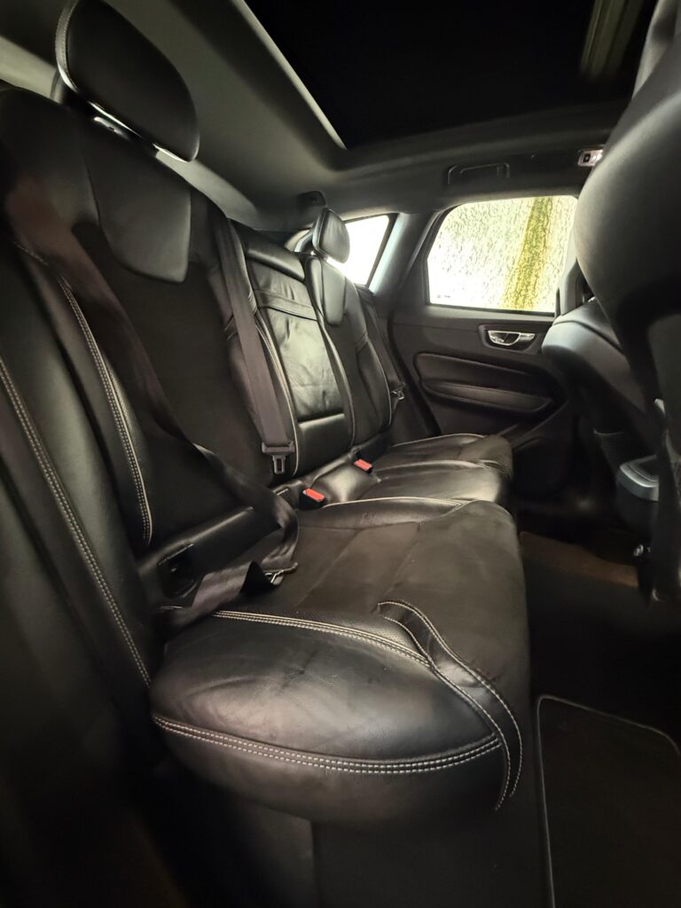 VOLVO XC60 T5 R-DESIGN 2.0 AWD 2018/2018 (BLINDADO)