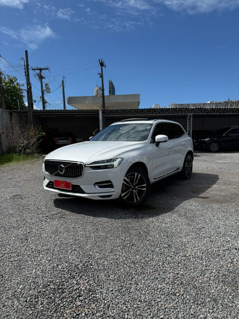 VOLVO XC60 T8 MOMENTUM 2.0 AWD 2021/2021