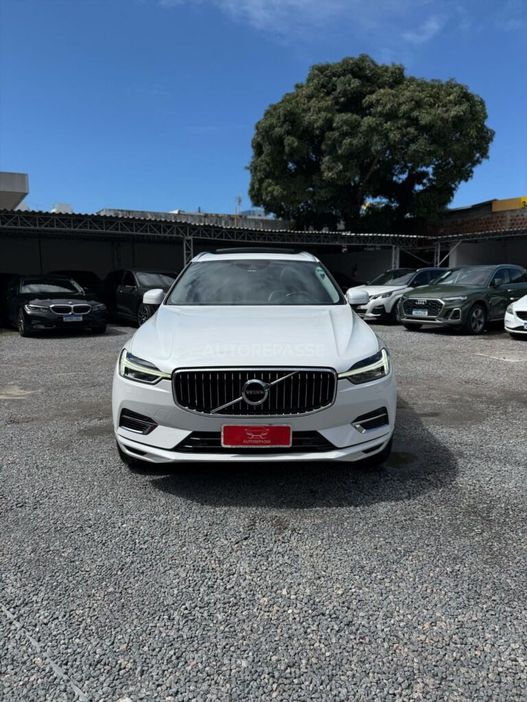 VOLVO XC60 T8 MOMENTUM 2.0 AWD 2021/2021