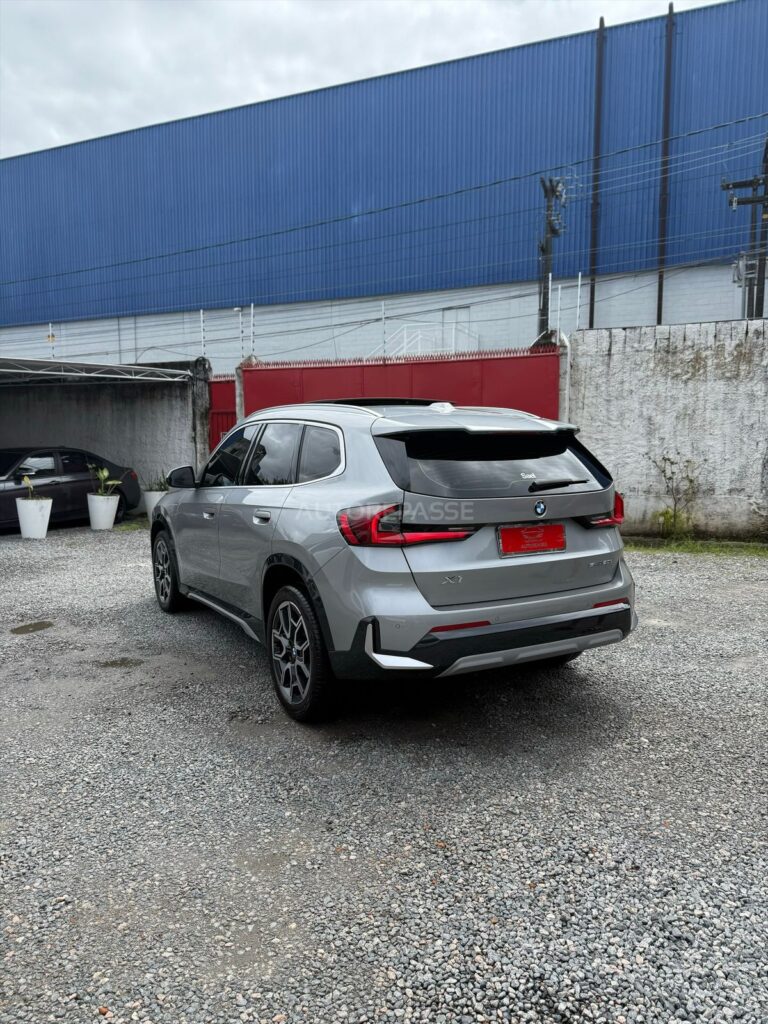 BMW X1 20i X-LINE 2.0 TURBO 2023/2023