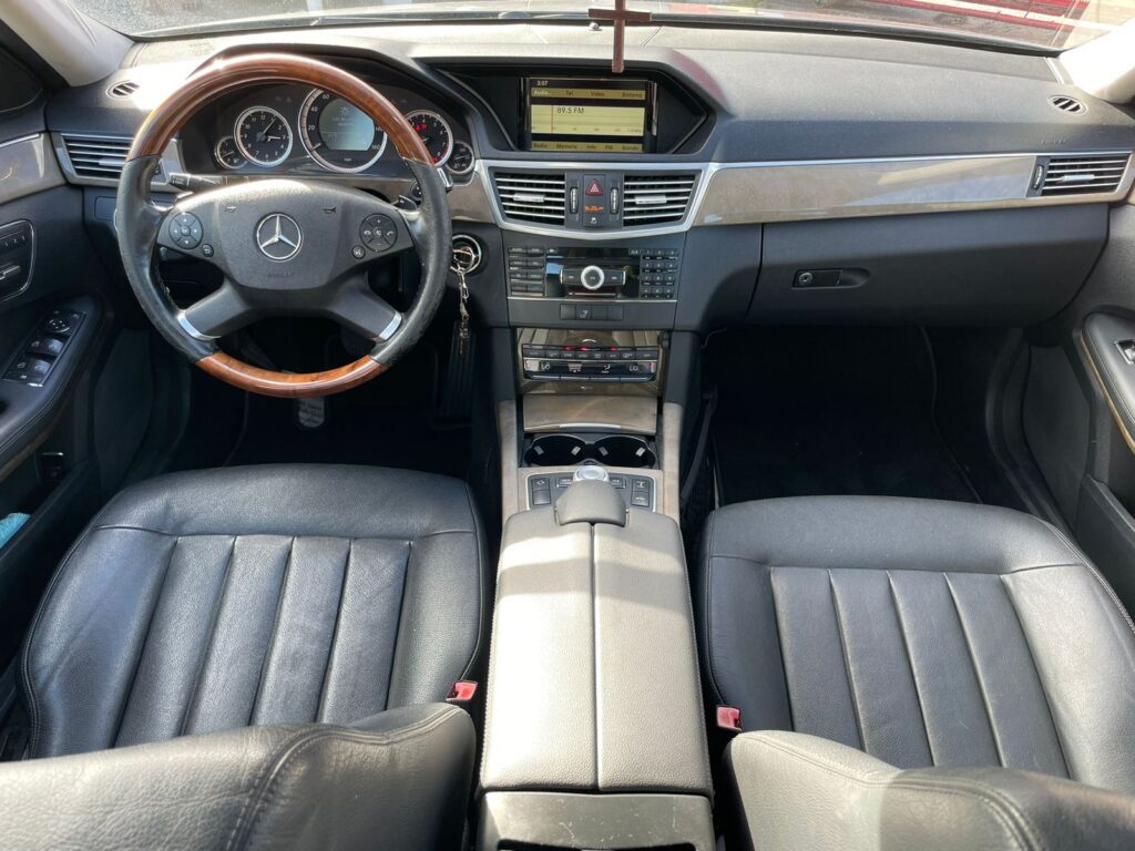 MERCEDES-BENZ E550 AVANTGARDE 5.5 V8 2009/2010