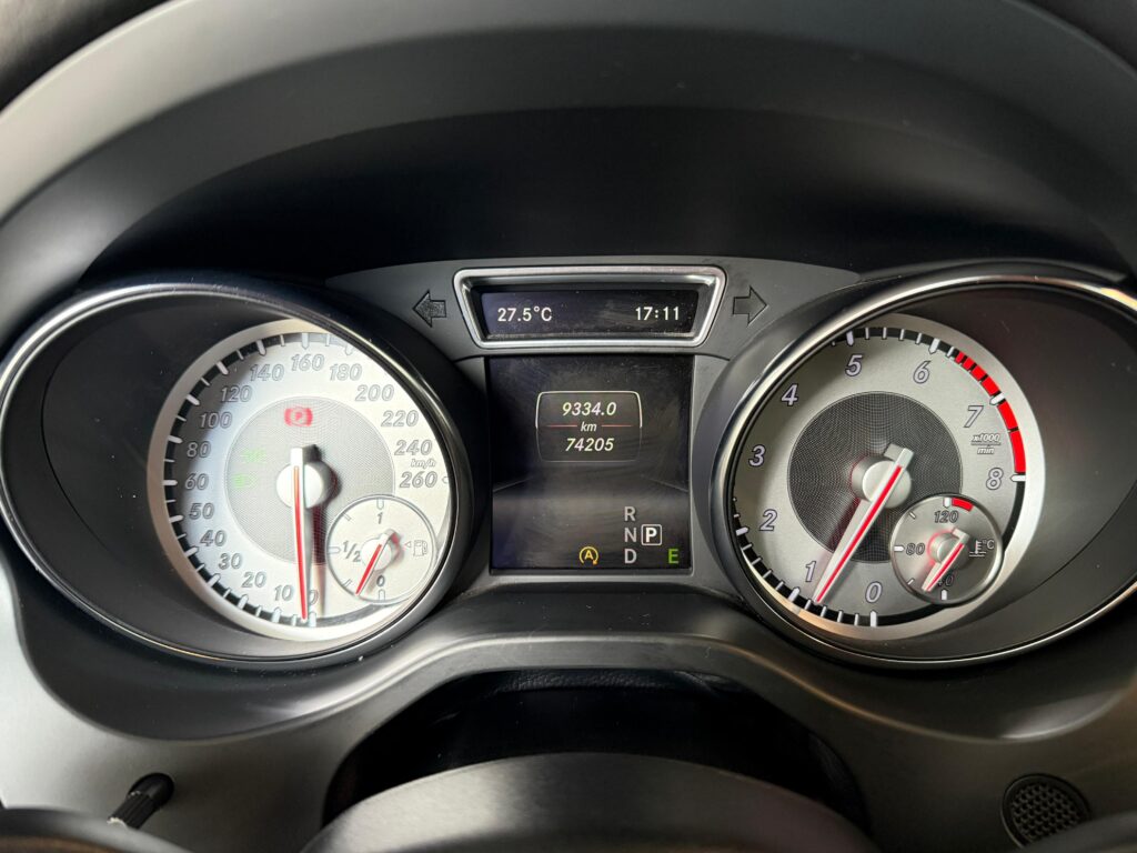 MERCEDES GLA 200 STYLE 1.6 TURBO 2015/2015