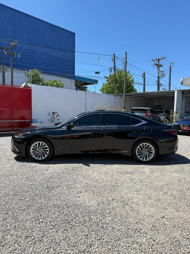 LEXUS ES300H 2.5 HYBRID CVT 2022/2022