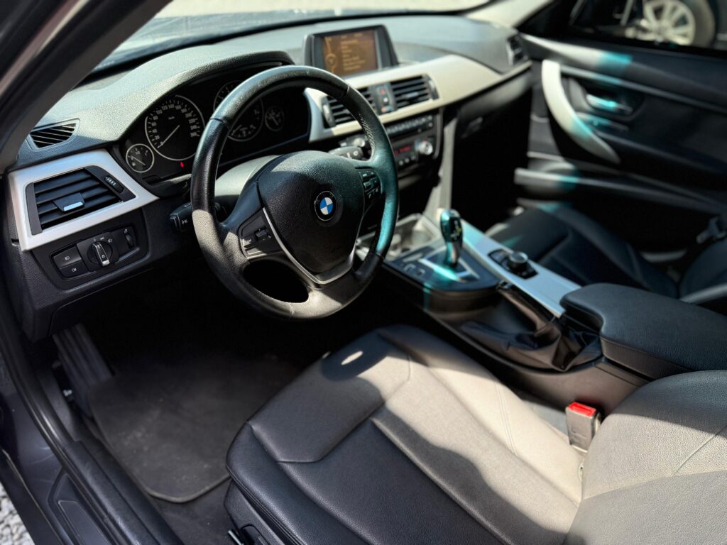 BMW 320i ACTIVE 2.0 TURBO 2014/2014