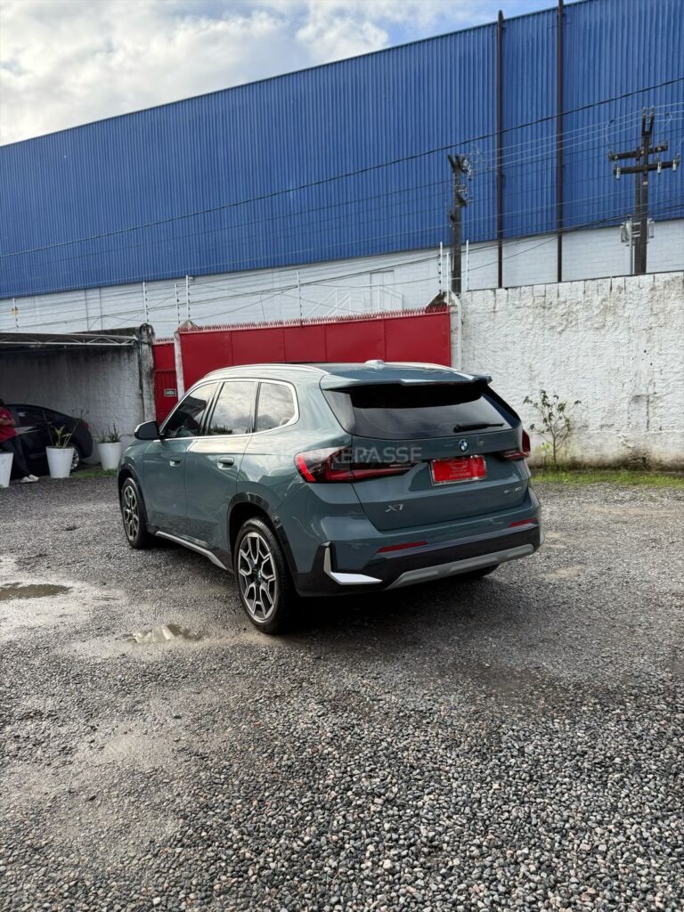 BMW X1 X-LINE 20i 2.0 TURBO 2022/2023