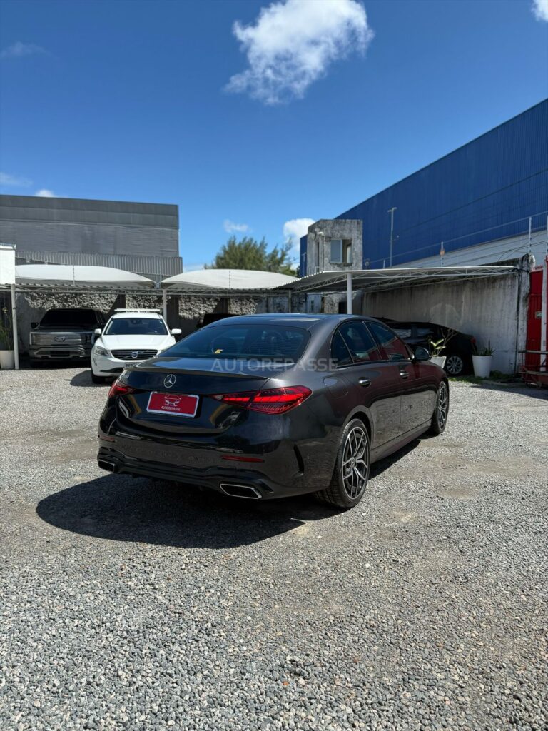MERCEDES-BENZ C300 AMG LINE 2.0 2023/2024