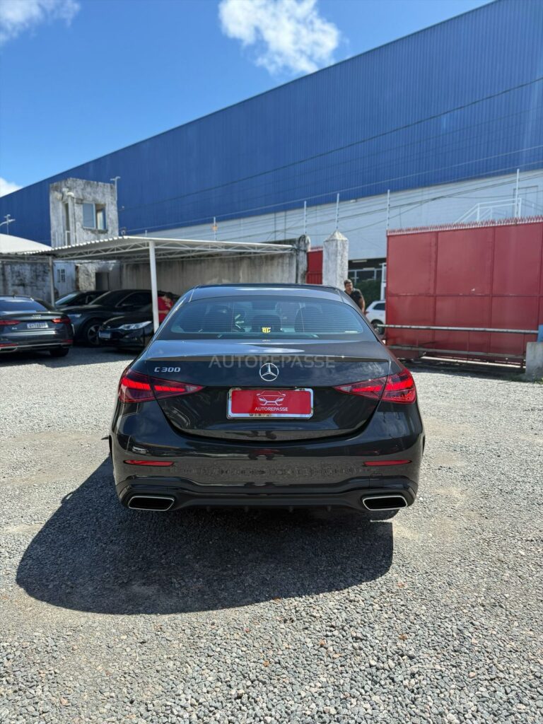 MERCEDES-BENZ C300 AMG LINE 2.0 2023/2024