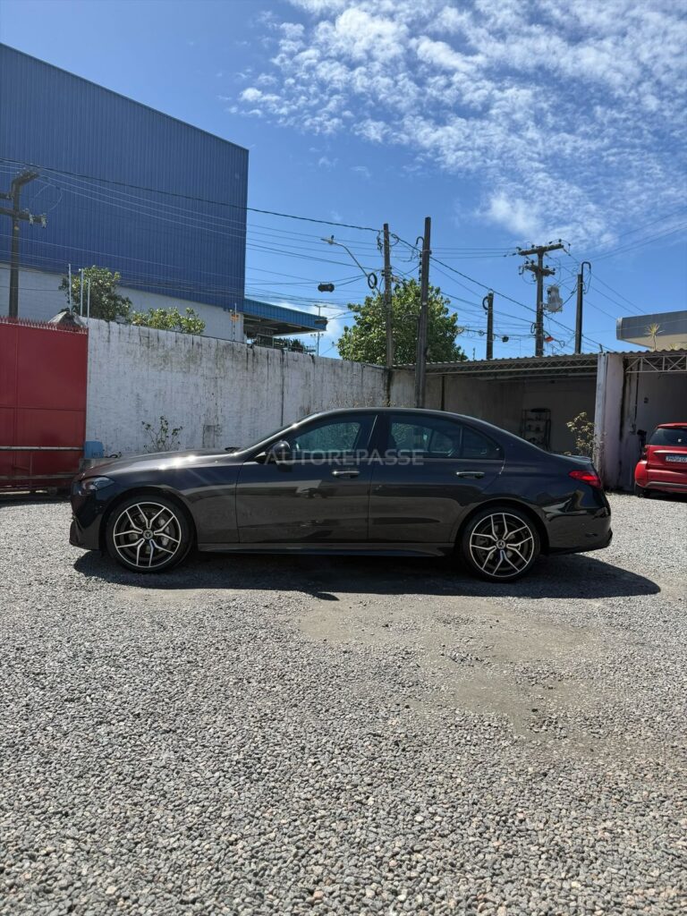 MERCEDES-BENZ C300 AMG LINE 2.0 2023/2024