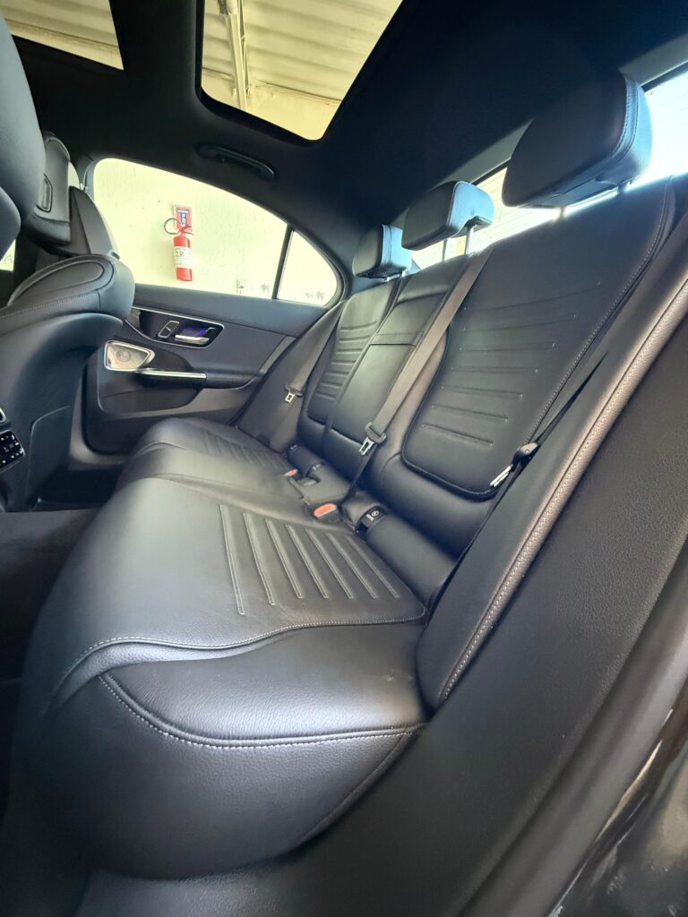 MERCEDES-BENZ C300 AMG LINE 2.0 2023/2024