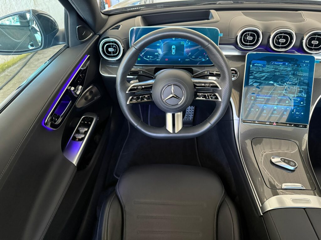 MERCEDES-BENZ C300 AMG LINE 2.0 2023/2024