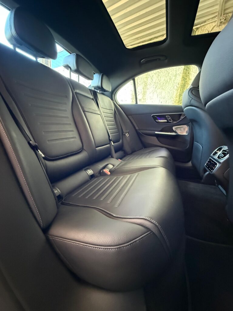 MERCEDES-BENZ C300 AMG LINE 2.0 2023/2024