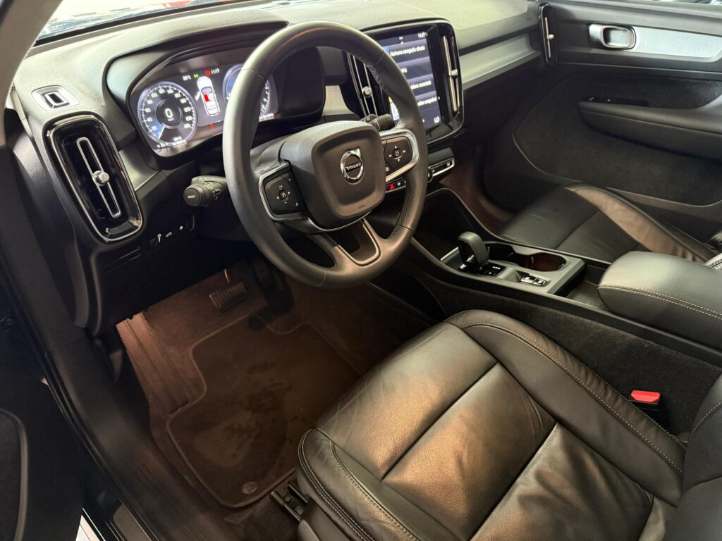 VOLVO XC40 INSCRIPTION EXPRESSION 1.5 2021/2022