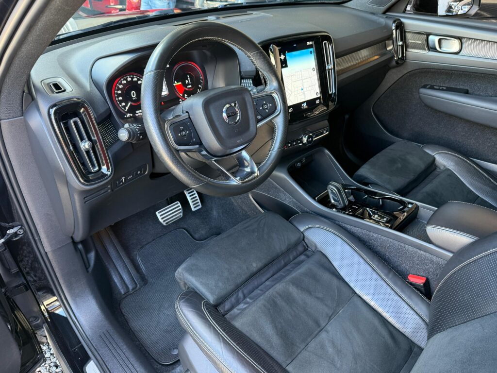 VOLVO XC40 T5 R-DESIGN 1.5 2020/2021