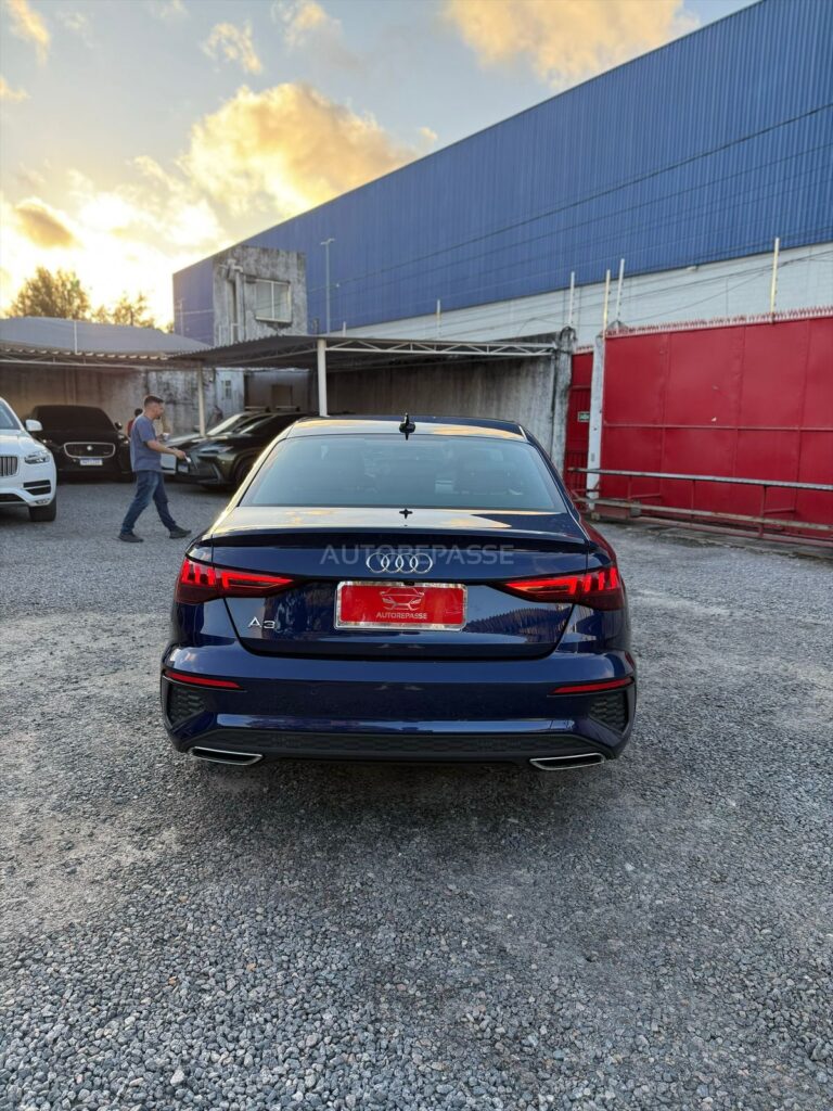 AUDI A3 SEDAN S-LINE MHEV 2.0 TFSI 2023/2024