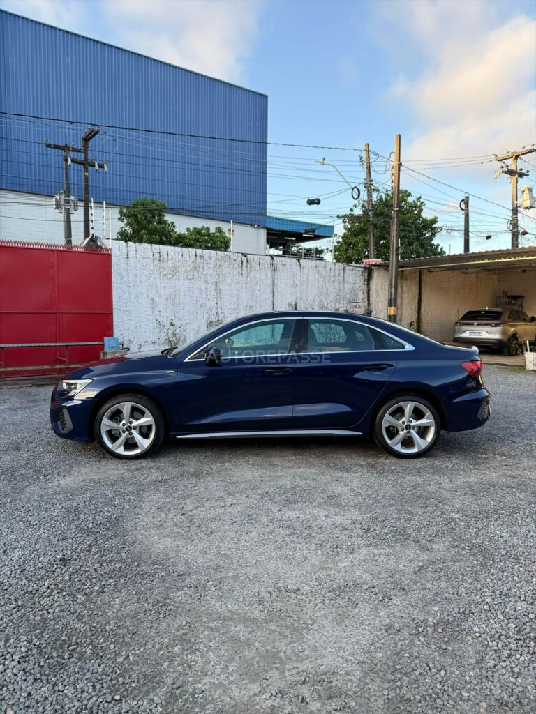 AUDI A3 SEDAN S-LINE MHEV 2.0 TFSI 2023/2024
