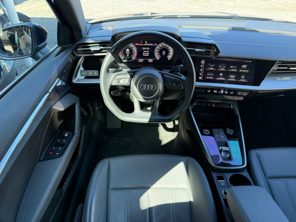 AUDI A3 SEDAN S-LINE MHEV 2.0 TFSI 2023/2024
