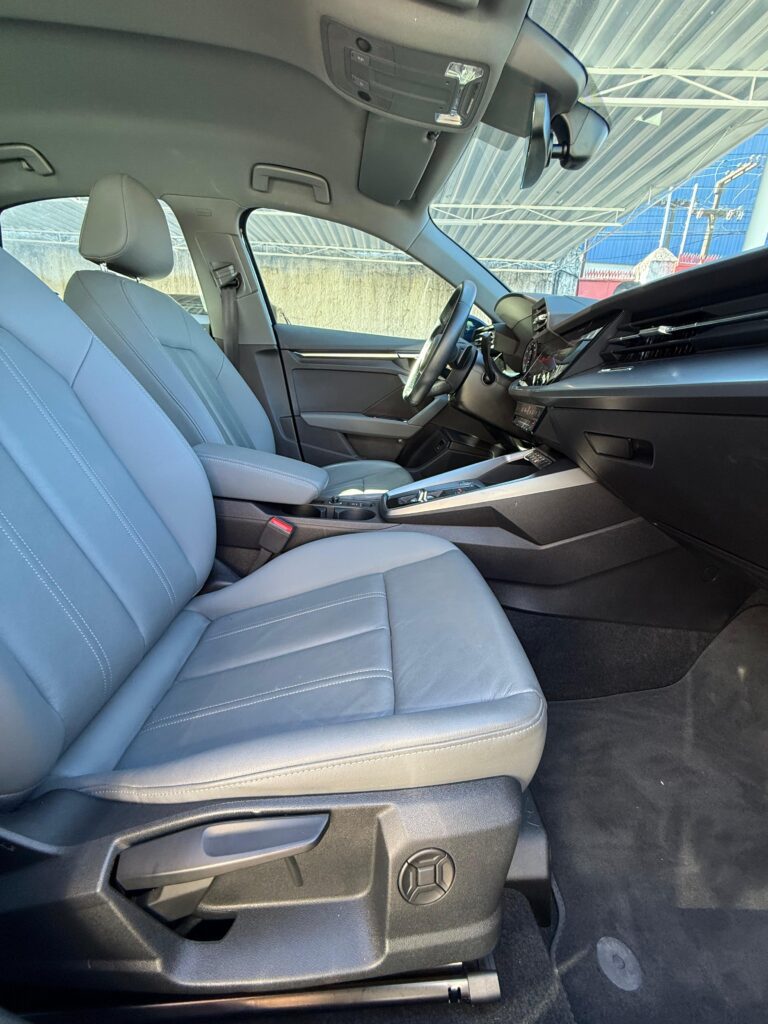 AUDI A3 SEDAN S-LINE MHEV 2.0 TFSI 2023/2024