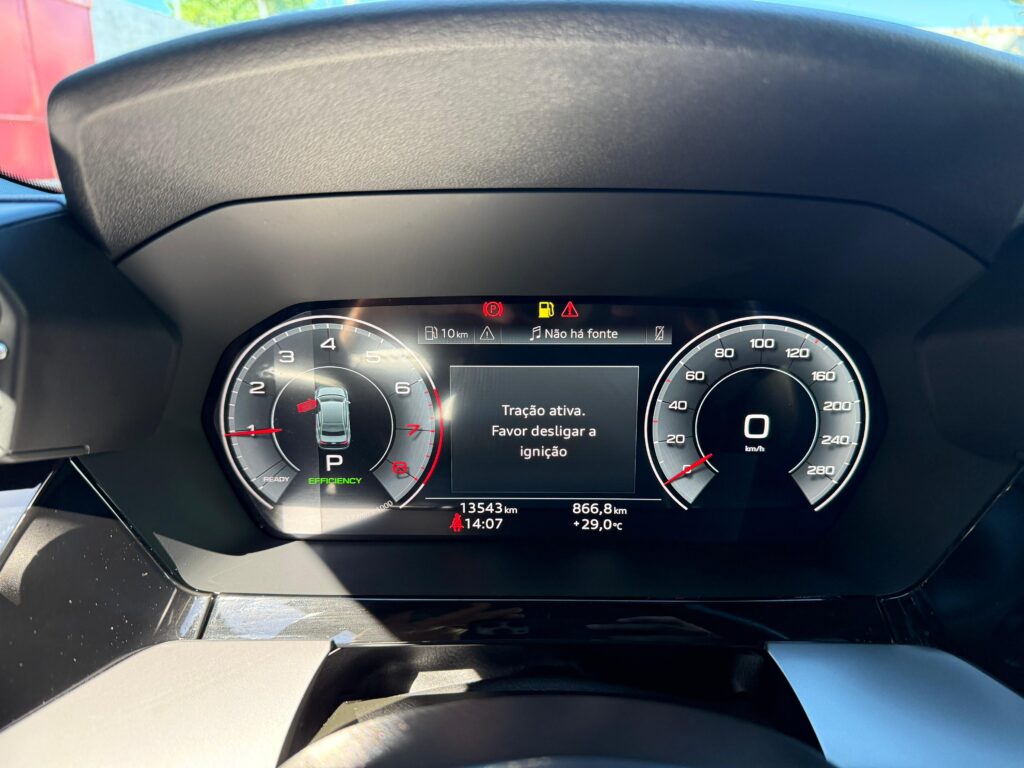 AUDI A3 SEDAN S-LINE MHEV 2.0 TFSI 2023/2024