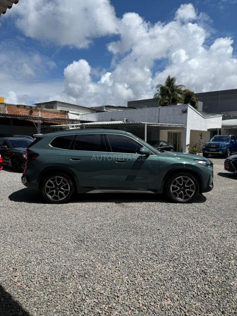 BMW iX1 eDRIVE20 X-LINE 2024/2025