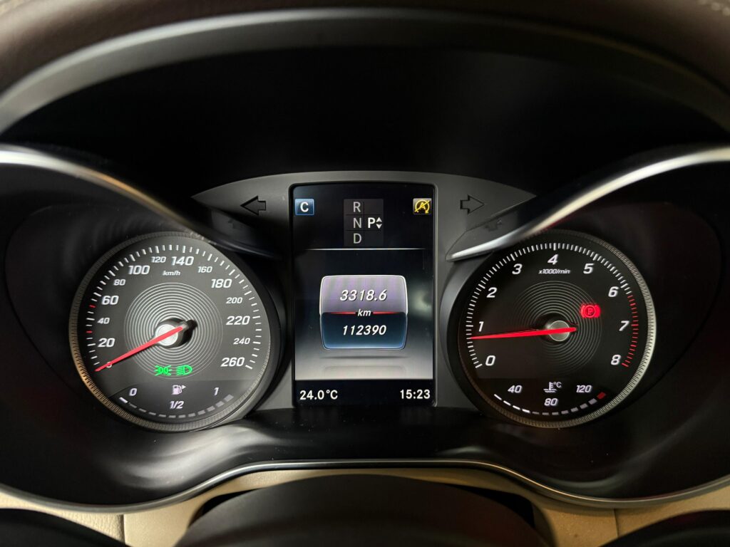 MERCEDES-BENZ C180 AVANTGARDE 1.6 TURBO 2016/2017