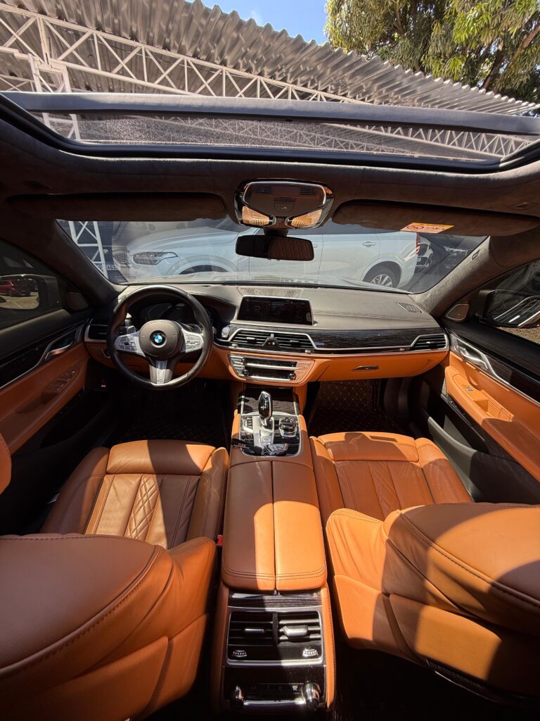 BMW 745 Le M-SPORT 3.0 TURBO 2021/2022