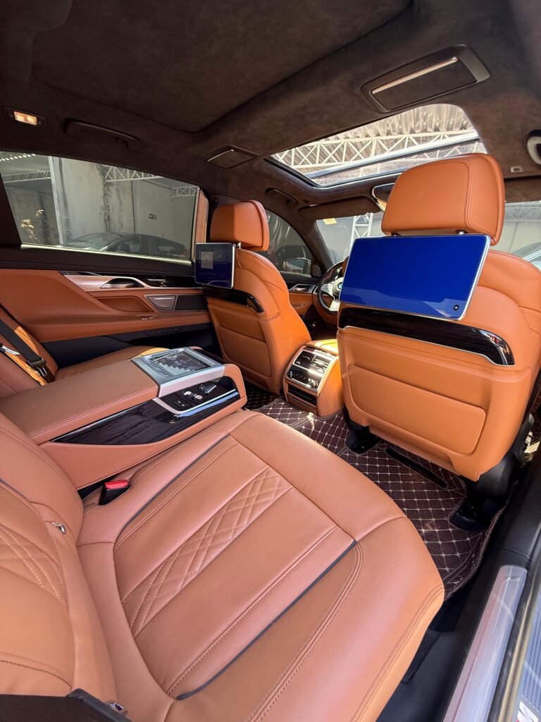 BMW 745 Le M-SPORT 3.0 TURBO 2021/2022