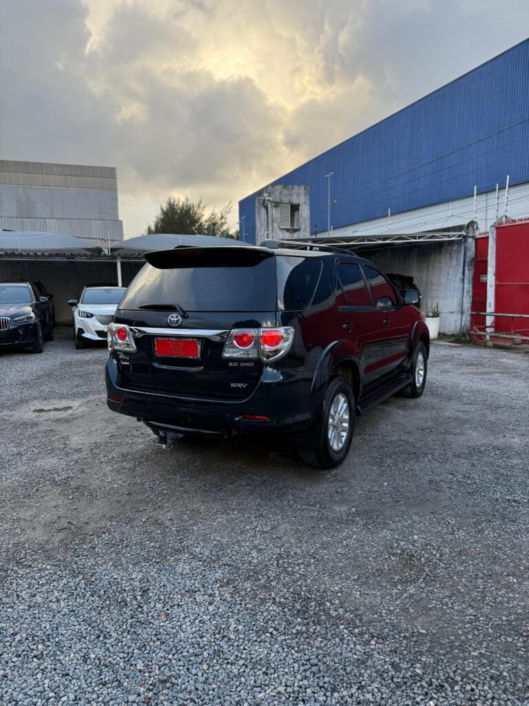 TOYOTA HILUX SW4 SRV 3.0 TDI 4x4 2013/2014