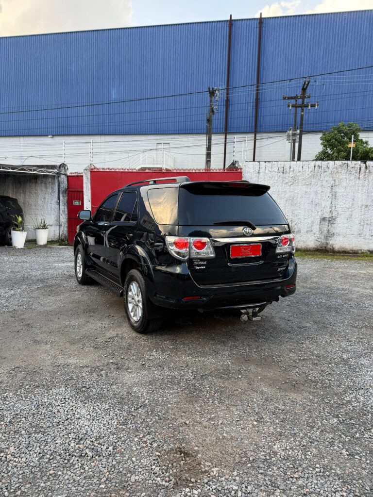 TOYOTA HILUX SW4 SRV 3.0 TDI 4x4 2013/2014