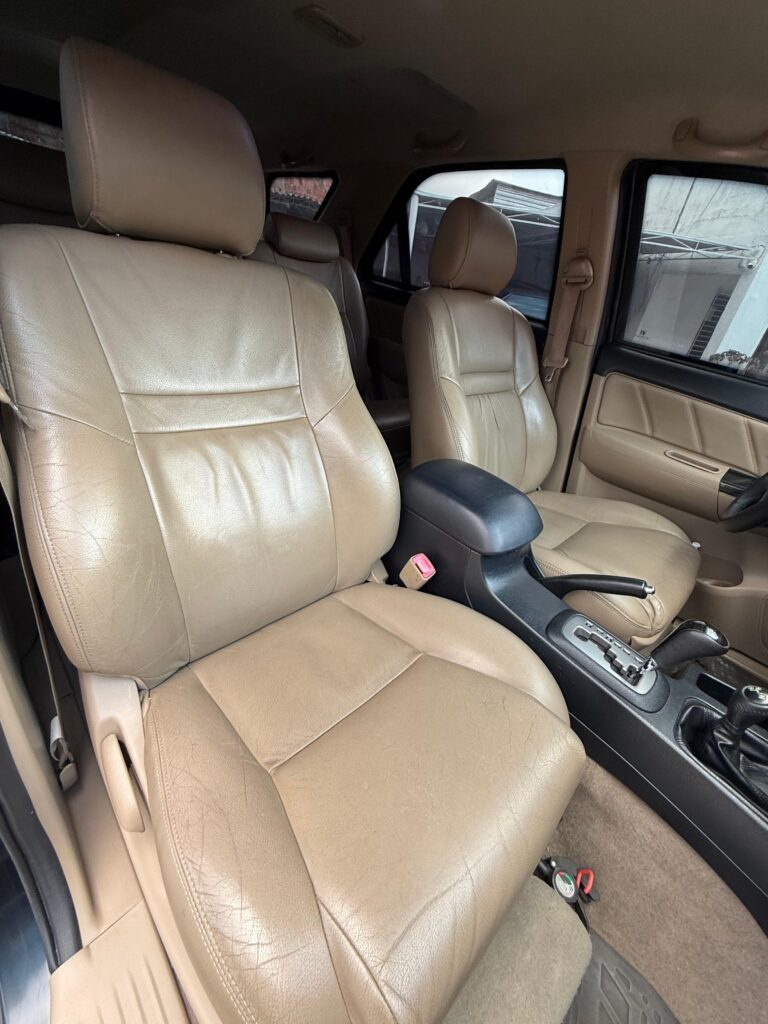 TOYOTA HILUX SW4 SRV 3.0 TDI 4x4 2013/2014