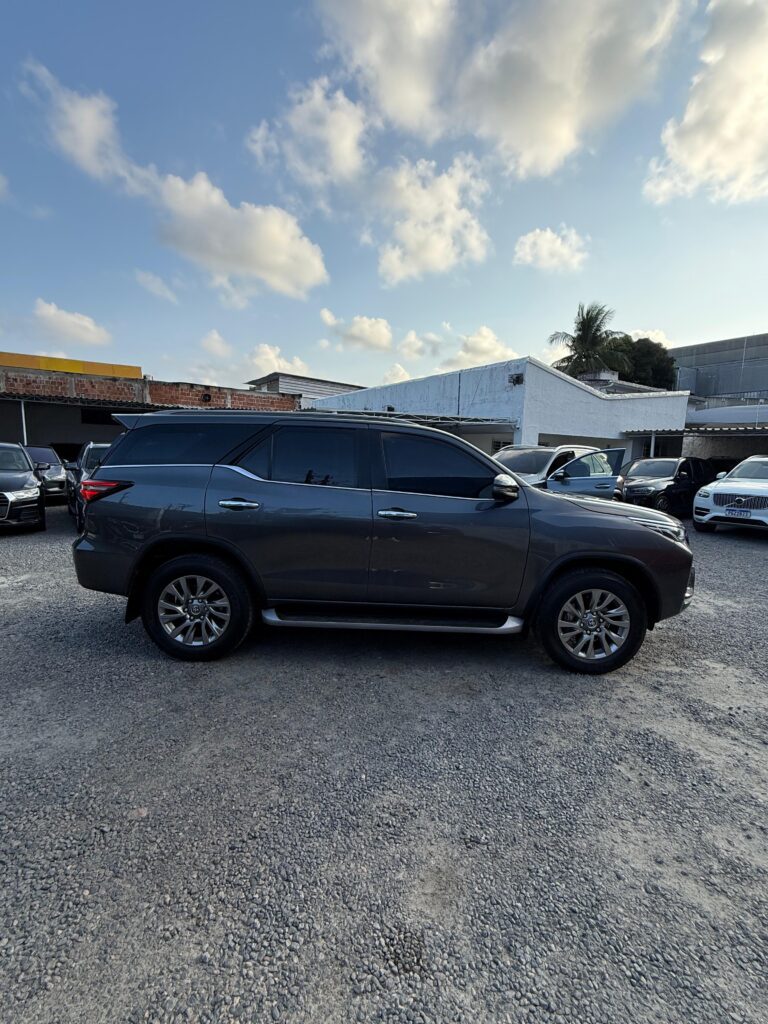 TOYOTA HILUX SW4 SRX 2.8 TDI 4x4 2022/2022