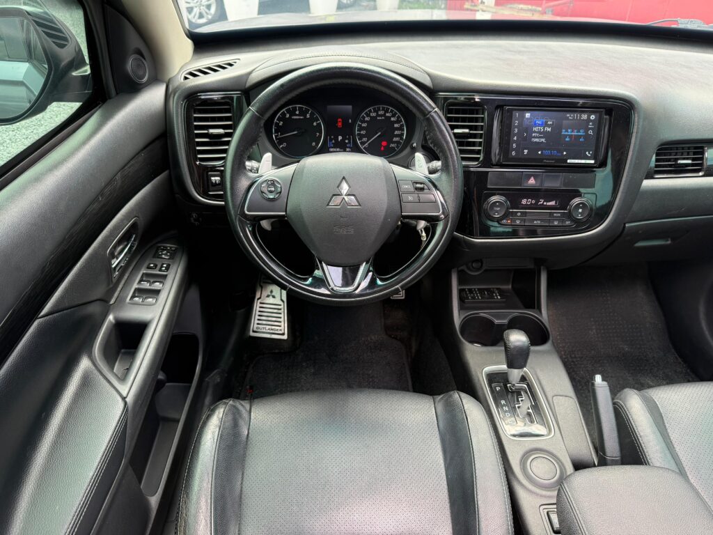 MITSUBISHI OUTLANDER 2.0 AT 2016/2016