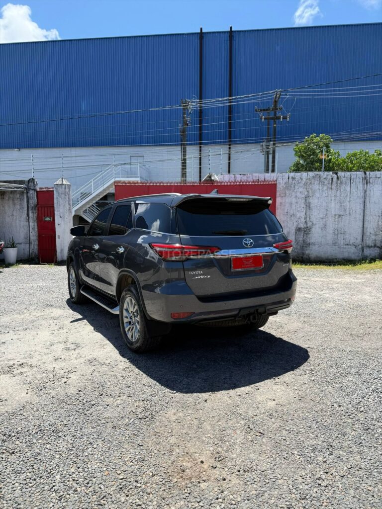 HILUX SW4 SRX 2.8 TDI 4x4 2023/2024
