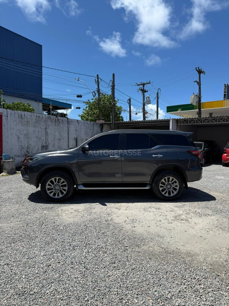 HILUX SW4 SRX 2.8 TDI 4x4 2023/2024