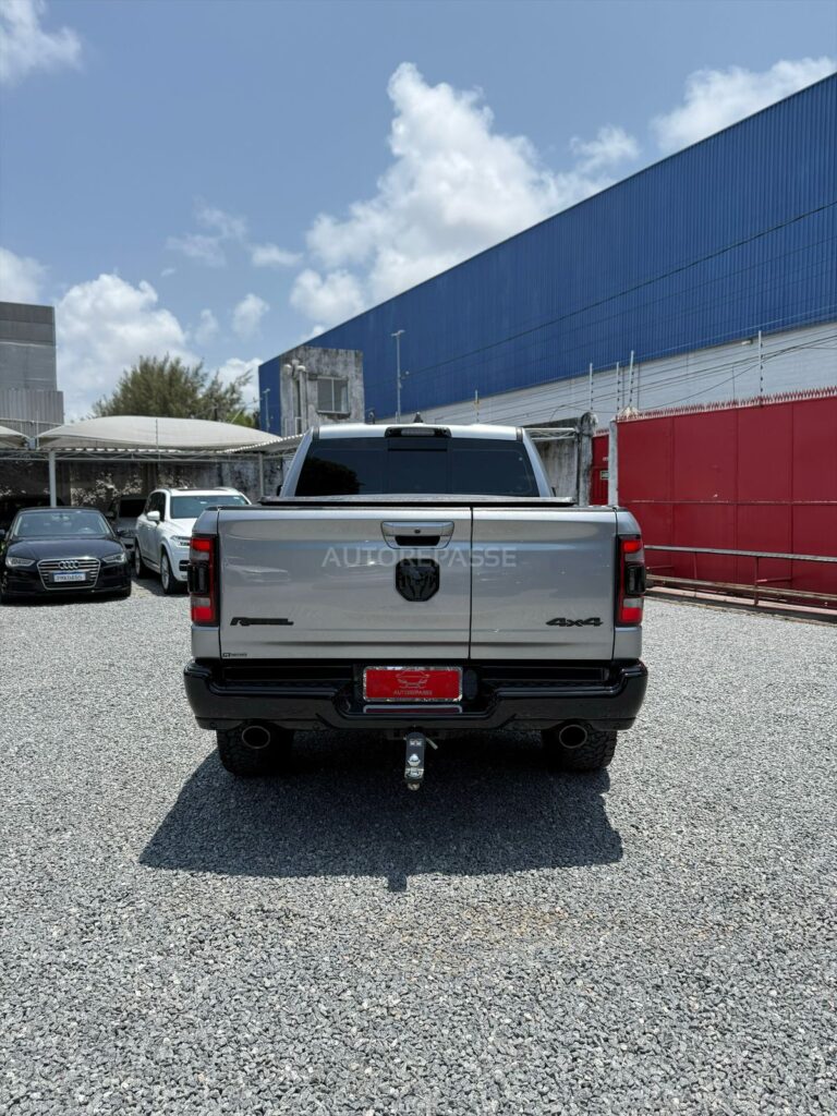 RAM 1500 REBEL 5.7 V8 4X4 2022/2022