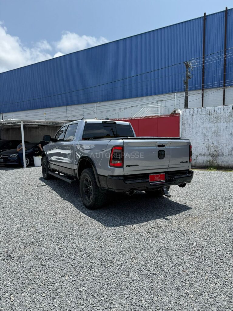 RAM 1500 REBEL 5.7 V8 4X4 2022/2022