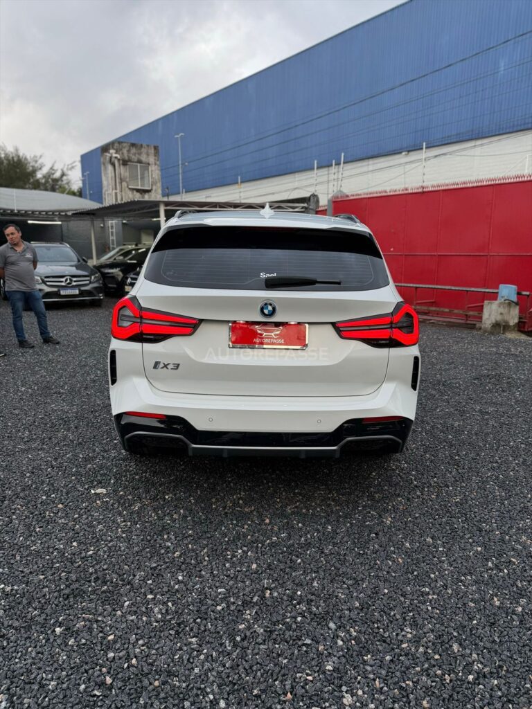 BMW iX3 M-SPORT 2023/2024