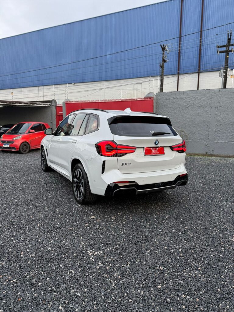 BMW iX3 M-SPORT 2023/2024