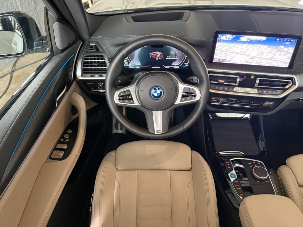 BMW iX3 M-SPORT 2023/2024